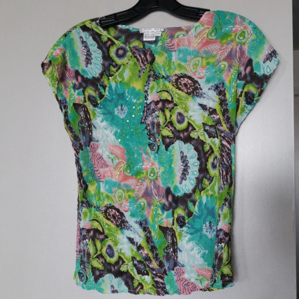 Alberto Makali M Top Beautiful Colors NWOT